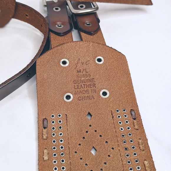 Foley + Corinna wide brown leather buckle belt - Picture 3 of 3